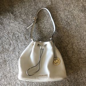 Michael Kors white leather bucket bag
